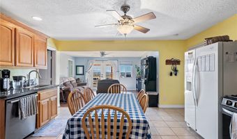 13850 Nightshade Rd, Apple Valley, CA 92307