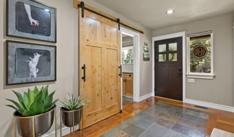 3192 NW Golf View Dr, Bend, OR 97703