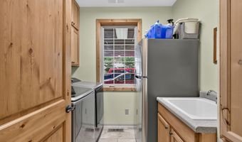 4567 Old Highway 99 S, Ashland, OR 97520