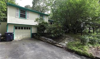 70 Lindley Ave, North Kingstown, RI 02852