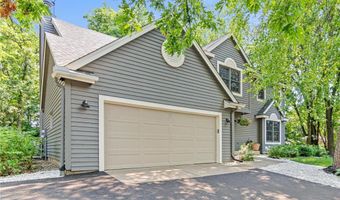 12534 Dover Dr, Apple Valley, MN 55124