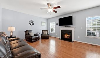 24885 MCNAIR Pl, Aldie, VA 20105