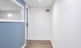 1844 S JEFFERSON St, Appleton, WI 54915