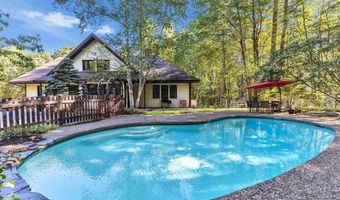 107 Fresh Pond Ln, Brookline, NH 03033