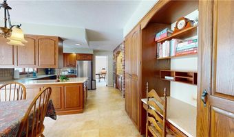 410 Wandsworth St, Narragansett, RI 02882
