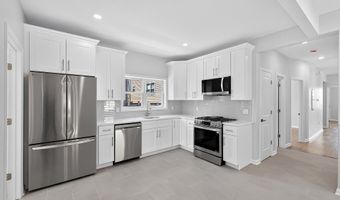 204 KENNEDY Blvd 1, Bayonne, NJ 07002