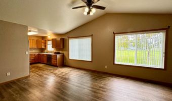 1102 11th Ave, Britton, SD 57430