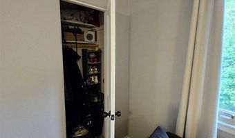 125 E Clinton Avenue 3B, Bergenfield, NJ 07621
