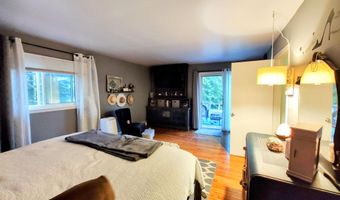 15 Cedarcrest Dr, Bayville, NJ 08721