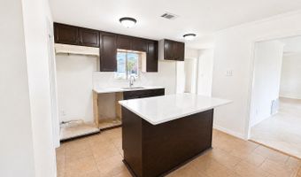 2421 Regency Dr, Biloxi, MS 39532