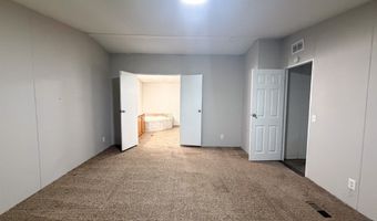 402 E College Ave, Alvarado, TX 76009