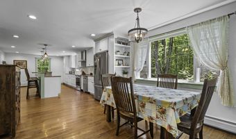 6 Bona Vista Dr, Bow, NH 03304