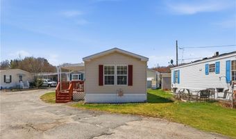 27 Woodward Rd, Lincoln, RI 02865