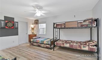 731 River Run Rd, Banner Elk, NC 28604