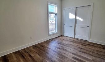 124 Saint James Pl, Atlantic City, NJ 08401