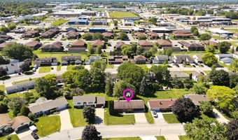2025 W HARVEST Dr, Appleton, WI 54914