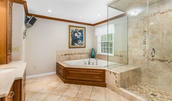 76 Plummer Rd, Bedford, NH 03110