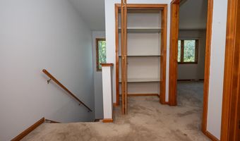 73 Velina Dr, Albany, NY 12203