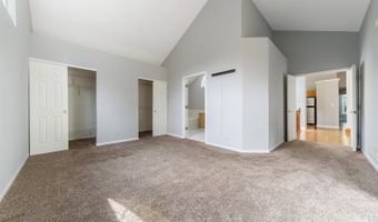 1908 N Evergreen Ave, Arlington Heights, IL 60004
