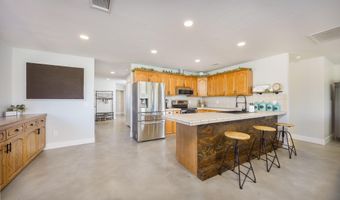 1302 W Coyote Trl, Benson, AZ 85602