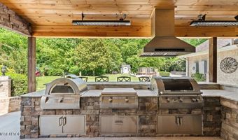 1411 Wood Creek Dr, Athens, TN 37303