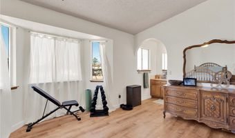 21930 Mohican Ave, Apple Valley, CA 92307