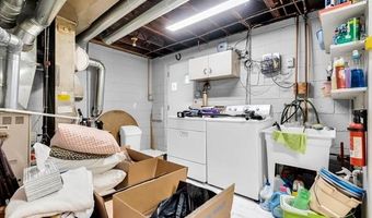 15110 Hanfor Ave, Allen Park, MI 48101