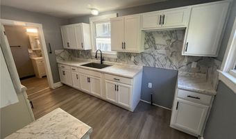 623 W 57th St, Ashtabula, OH 44004