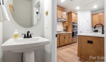 1128 Drummond Ave, Charlotte, NC 28205