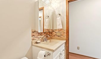 750 Engelhart Dr, Madison, WI 53713