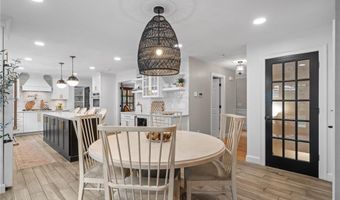 130 Plain Rd, North Kingstown, RI 02852