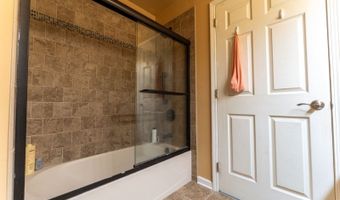 5 Hidden Valley Rd, Andover, NJ 07860