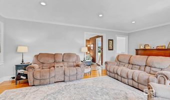 906 S Presley St, Atmore, AL 36502