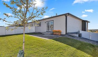 5106 SULLIVAN St, Cheyenne, WY 82009