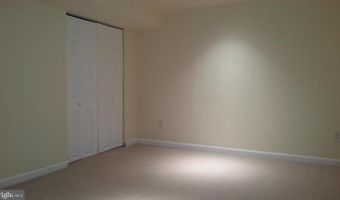 5100 10TH St N, Arlington, VA 22205