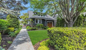 7 Sunset Dr, Asbury Park, NJ 07712