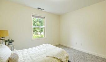 273 Maple Ave, Barrington, RI 02806