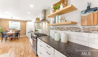519 W Braemere Rd, Boise, ID 83702