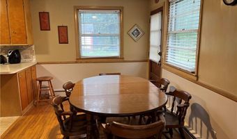 2 Cobble Hill Rd, Lincoln, RI 02865