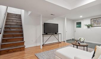 1 Heather Hill Rd, Acton, MA 01720