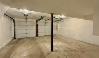 151 Shelter Rock Rd 17, Danbury, CT 06810