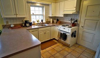 67 Lake Lillinonah Rd N, Bridgewater, CT 06752