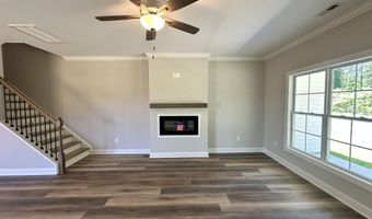827 Fairway Rd, Ayden, NC 28513