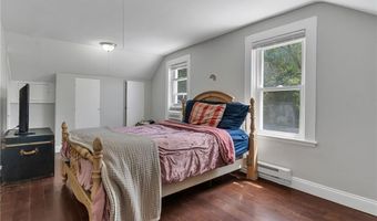 19 Hardwick St, Cumberland, RI 02864