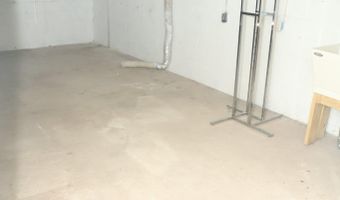 326 E 5TH St, Anniston, AL 36207