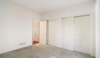 15 FIVE BRIDGES Ct, Barnegat, NJ 08005