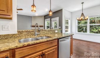 48 Asher Ln, Arden, NC 28704