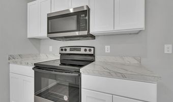 135 Sienna Dr, Alvord, TX 76225