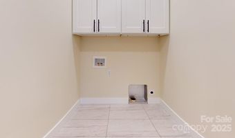 15 Woodchuck Cv, Alexander, NC 28701