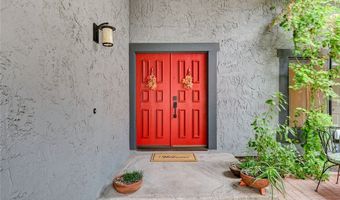 2400 La Solana Way, Las Vegas, NV 89102